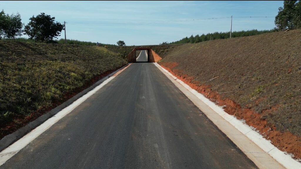 Investimento em estradas transforma a mobilidade e encurta distâncias em Mato Grosso do Sul Investimento em estradas transforma a mobilidade e encurta distâncias em Mato Grosso do Sul