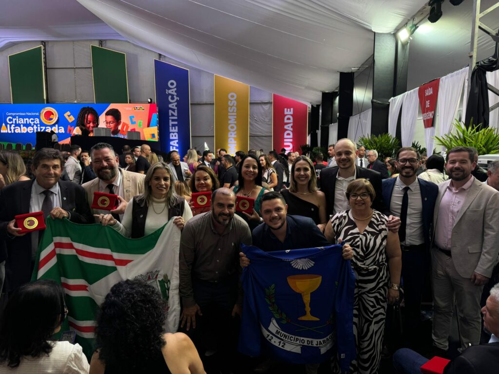 Reconhecimento nacional: Mato Grosso do Sul recebe ‘selo ouro’ do Compromisso com a Alfabetização Reconhecimento nacional: Mato Grosso do Sul recebe ‘selo ouro’ do Compromisso com a Alfabetização